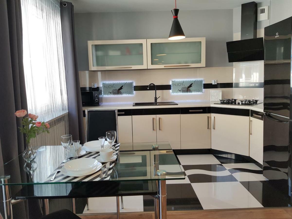 Apartment Luxury Oasis Srodmiescie Downtown 3 Os 克拉科夫 外观 照片